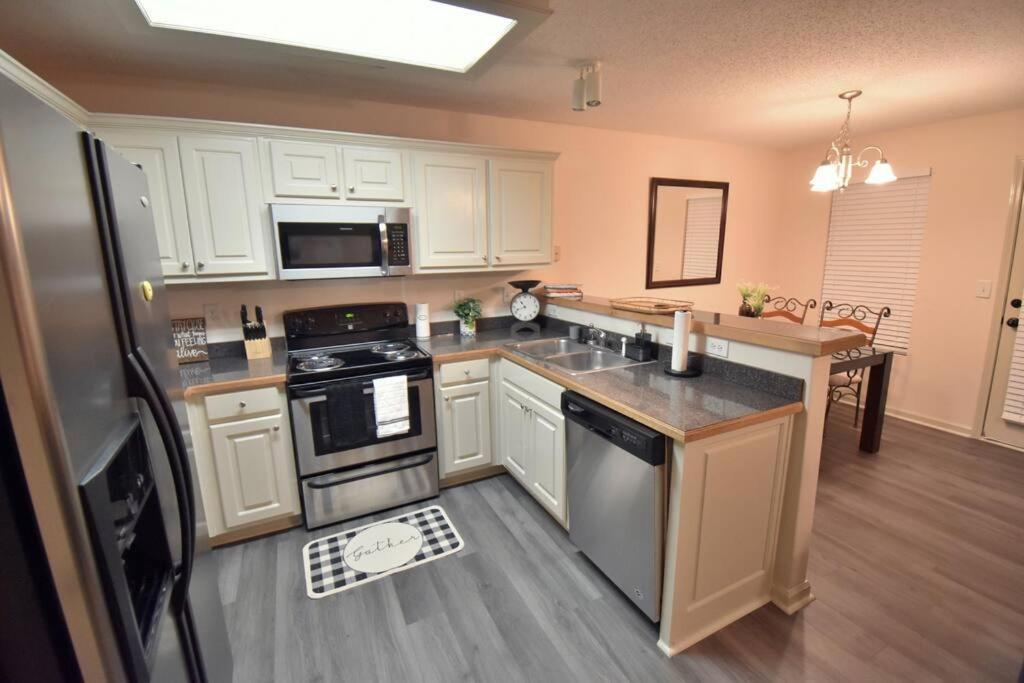 Cozy Renovated Winder Townhouse Traveller Awards 2025 Winner Екстериор снимка