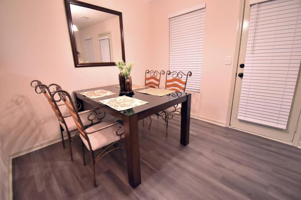 Cozy Renovated Winder Townhouse Traveller Awards 2025 Winner Екстериор снимка